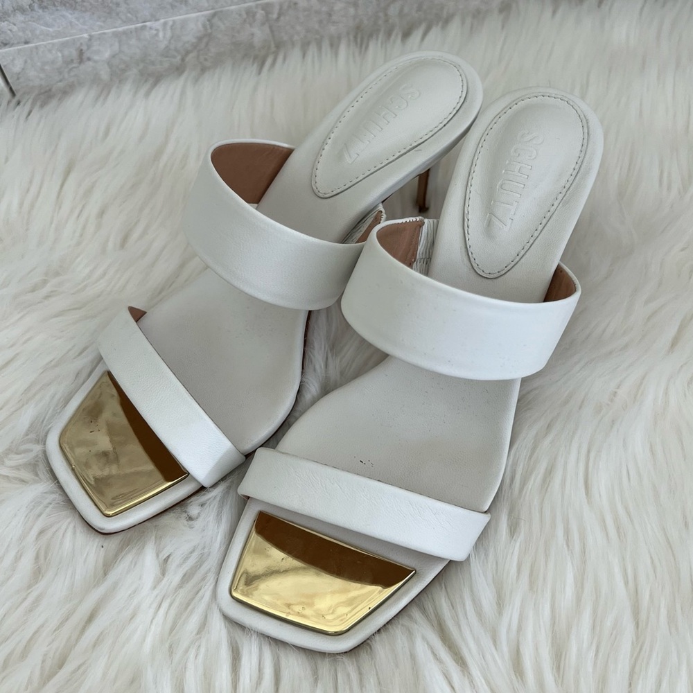Schutz Low Heel Mules SZ 6.5